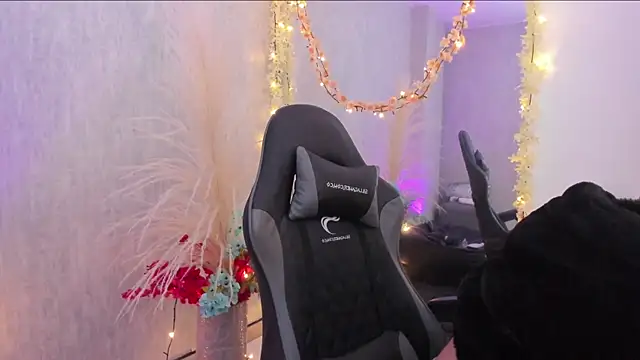 valerysilva - ValerySilva's free webcam - UK Sex Cams