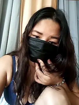 Webcam Model (babyneetu10)  is live.Free join now!