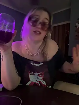 granlady7 (Ask my age) - Me quedo en tetas 15 min