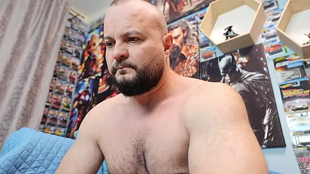 Muscle_Bear webcam