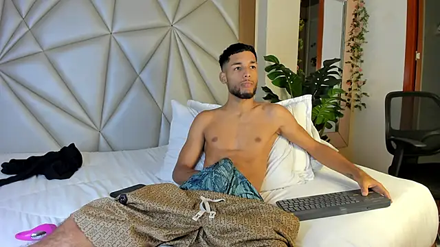 Thiagoferreti webcam