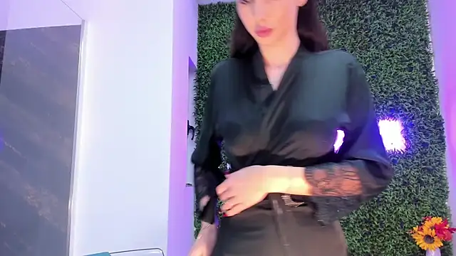 realhotfallingdevil webcam