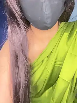 cute_marina (F young) - Boobs oil massage 5 min