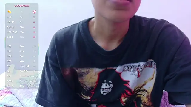 yourcuteneighbourr webcam