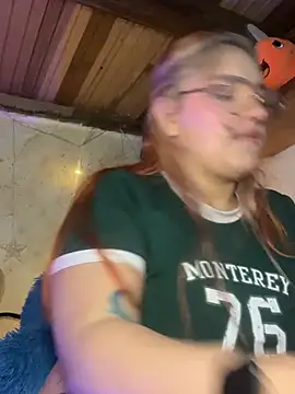 Sophia_Weest99 webcam