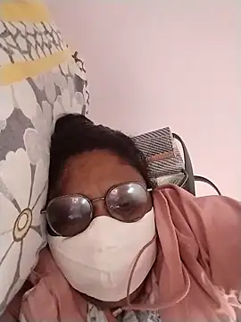 Pushpavathi_78 webcam