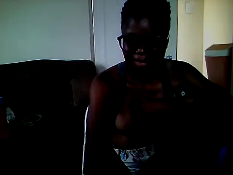 Sexylionessxx27 webcam