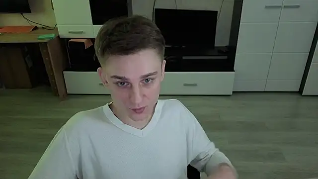 angryzan (M young) - #bisexuals #blondes #cam2cam #handjob #hd #middle-priced-privates #recordable-publics #russian #skinny #small-audience #spanking #top #white #young