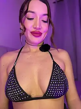 Bella-taylorr webcam