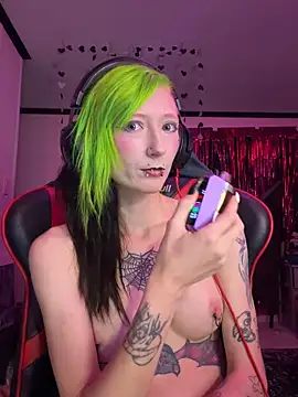 alicewonder09 webcam