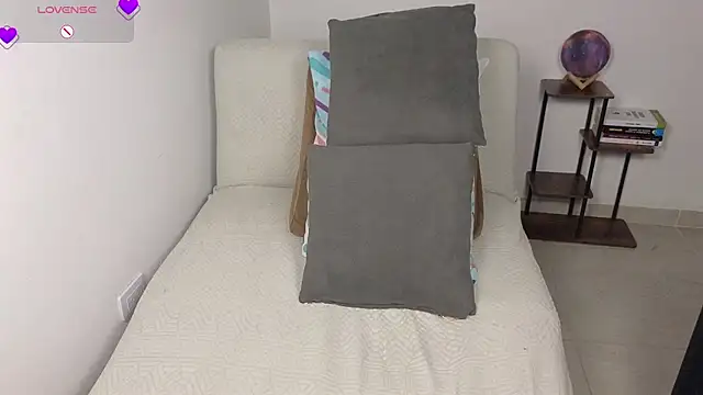 blue__moon_ - Blue__moon_'s free webcam - UK Sex Cams