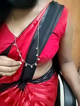 Webcam Model (Tamilmallu-duskygirl03)  is live.Free join now!