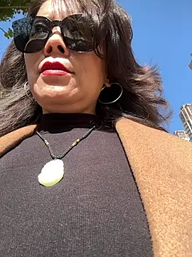 美女anna_kk在线直播