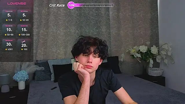 cute_mike (M twink) - flash ass