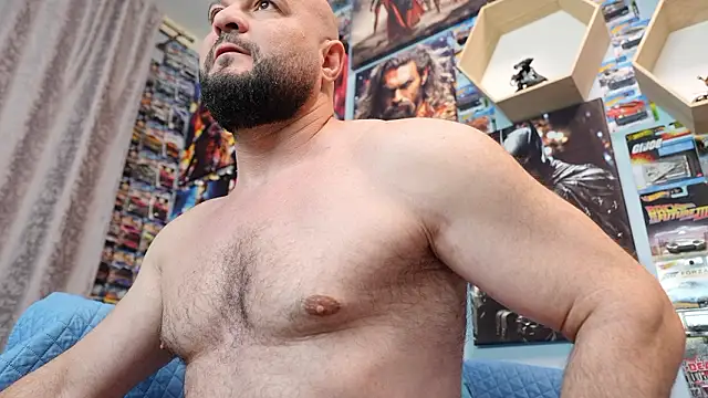 Muscle_Bear