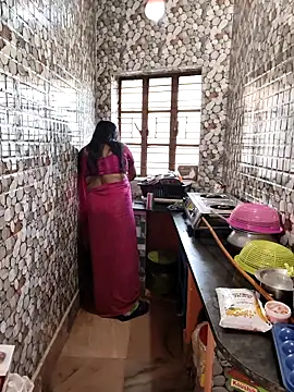 naughty_nataasa (F milf) - Boobs oiling