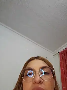 mila_curvy - Mila_curvy's free webcam - UK Sex Cams