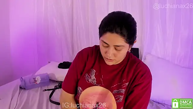 lucy26_ - Lucy26_'s free webcam - UK Sex Cams