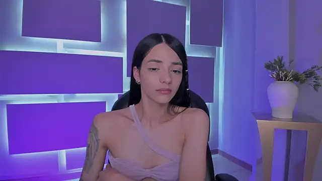 hannahjamesx - HannahJamesX's free webcam - UK Sex Cams