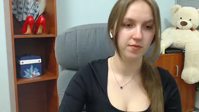 nessi-morris - Nessi-Morris's free webcam - UK Sex Cams