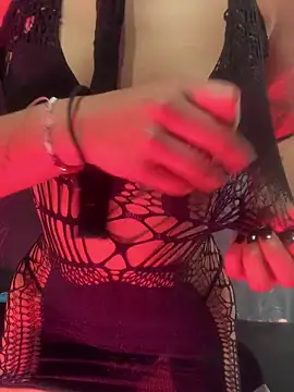 LilithMonette webcam