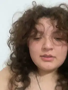 solangerulo_ (F teen) - show my breasts