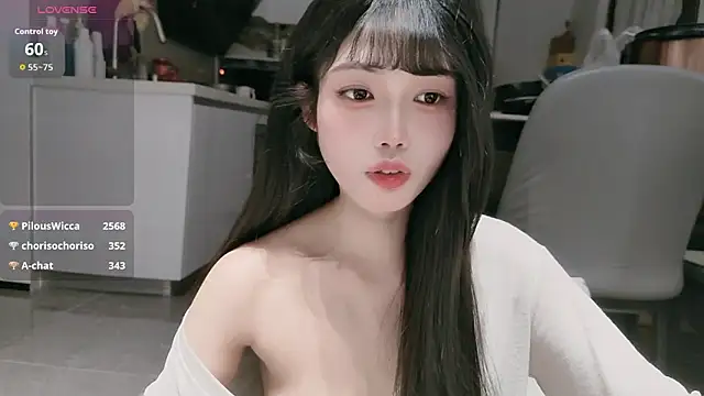 美女sansan-666在线直播