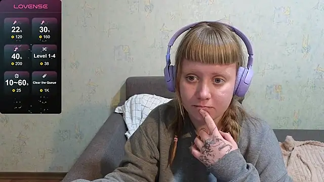 june_shy0 - June_shy0's free webcam - UK Sex Cams