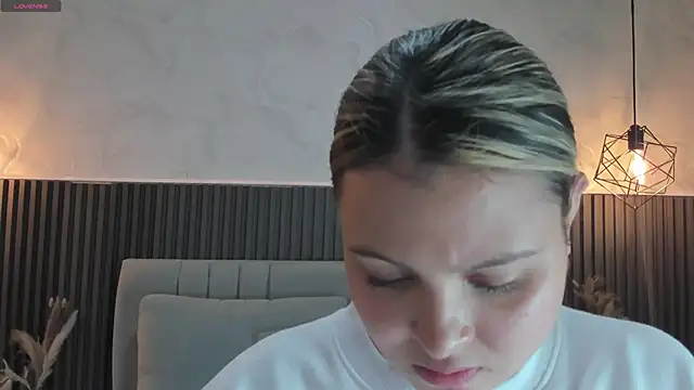 emilyblackers - Emilyblackers's free webcam - UK Sex Cams