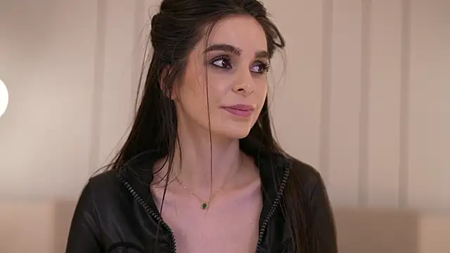 doviaclaire - DoviaClaire's free webcam - UK Sex Cams