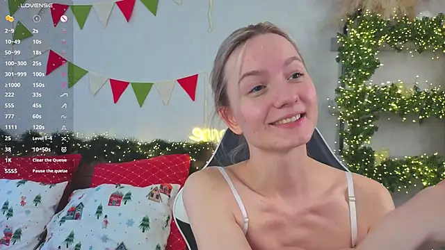 idavalenti (F teen) - show my pretty butt close-up