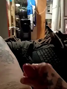 cum515088 (Ask my age) - Get my partner ho e