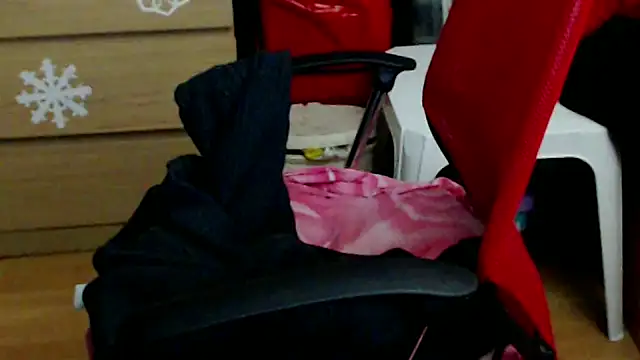 mayasmith (F milf) - cum show