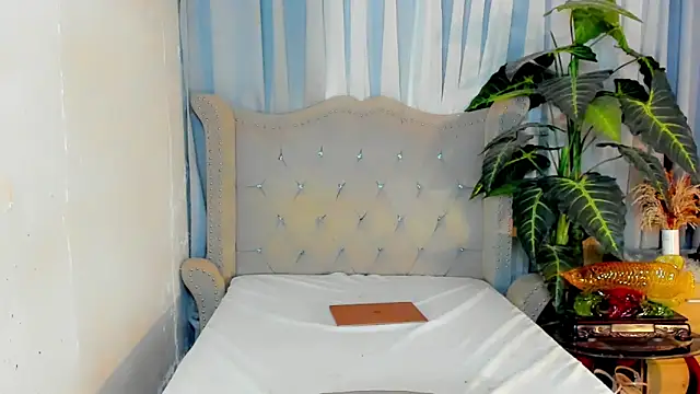 mochalicioustransontop (T young) - YOUR MISTRESS IS ON FIRE