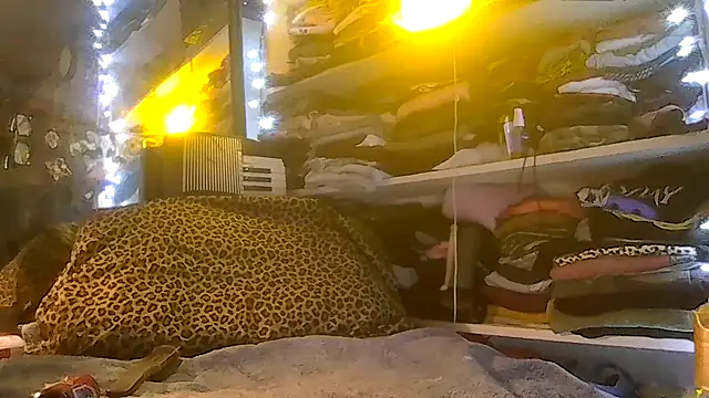 shysluutgia - ShysluutGia's free webcam - UK Sex Cams