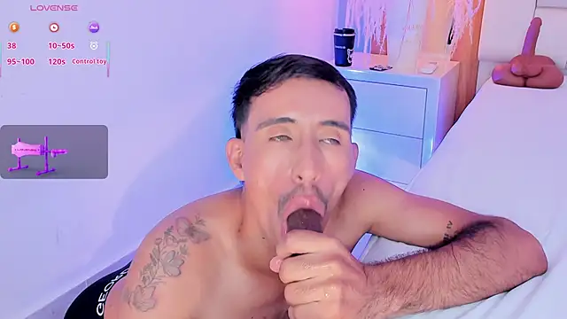 mr_aronnn_ - Mr_aronnn_'s free webcam - UK Sex Cams