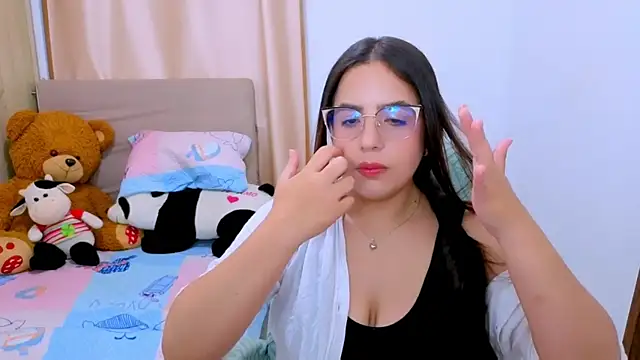 _alicia_z - _alicia_z's free webcam - UK Sex Cams