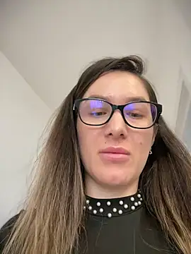 hotxmom_ - HotXMom_'s free webcam - UK Sex Cams