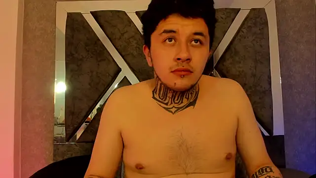 matthew_and_mila - Matthew_and_mila's free webcam