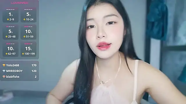 美女-XiaoYu-777在线直播