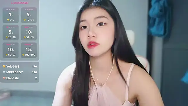 美女-XiaoYu-777在线直播