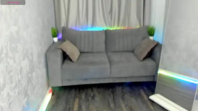 bonn1e_rose - Bonn1e_Rose's free webcam - UK Sex Cams