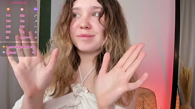 lina_glow - Lina_Glow's free webcam - UK Sex Cams