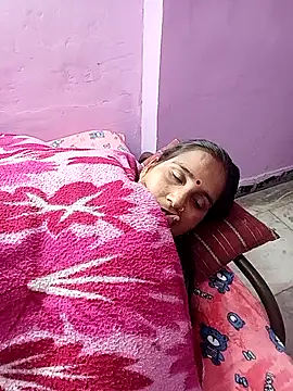 reemacouple007 - Reemacouple007's free webcam