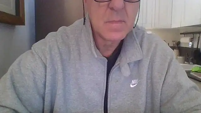 anonimo7735 (M grandpa) - cum sborrata