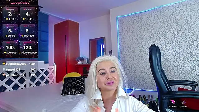 Live sex cam of MissKora