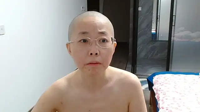 sonyx (F milf) - shave my pussy  and head to bald again