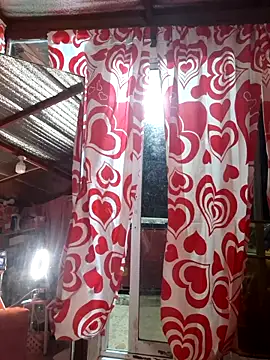 sweetieme Live Webcam on Stripchat