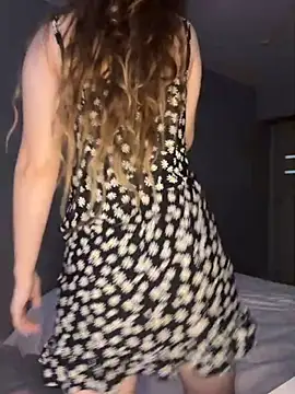 holy_poly - Holy_Poly's free webcam - UK Sex Cams