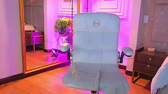 AlessiaLondon webcam